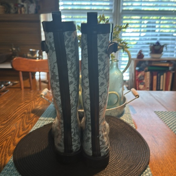 Capelli New York Tall Rain Boots Black & Gray Lace - size 7 - Picture 4 of 5